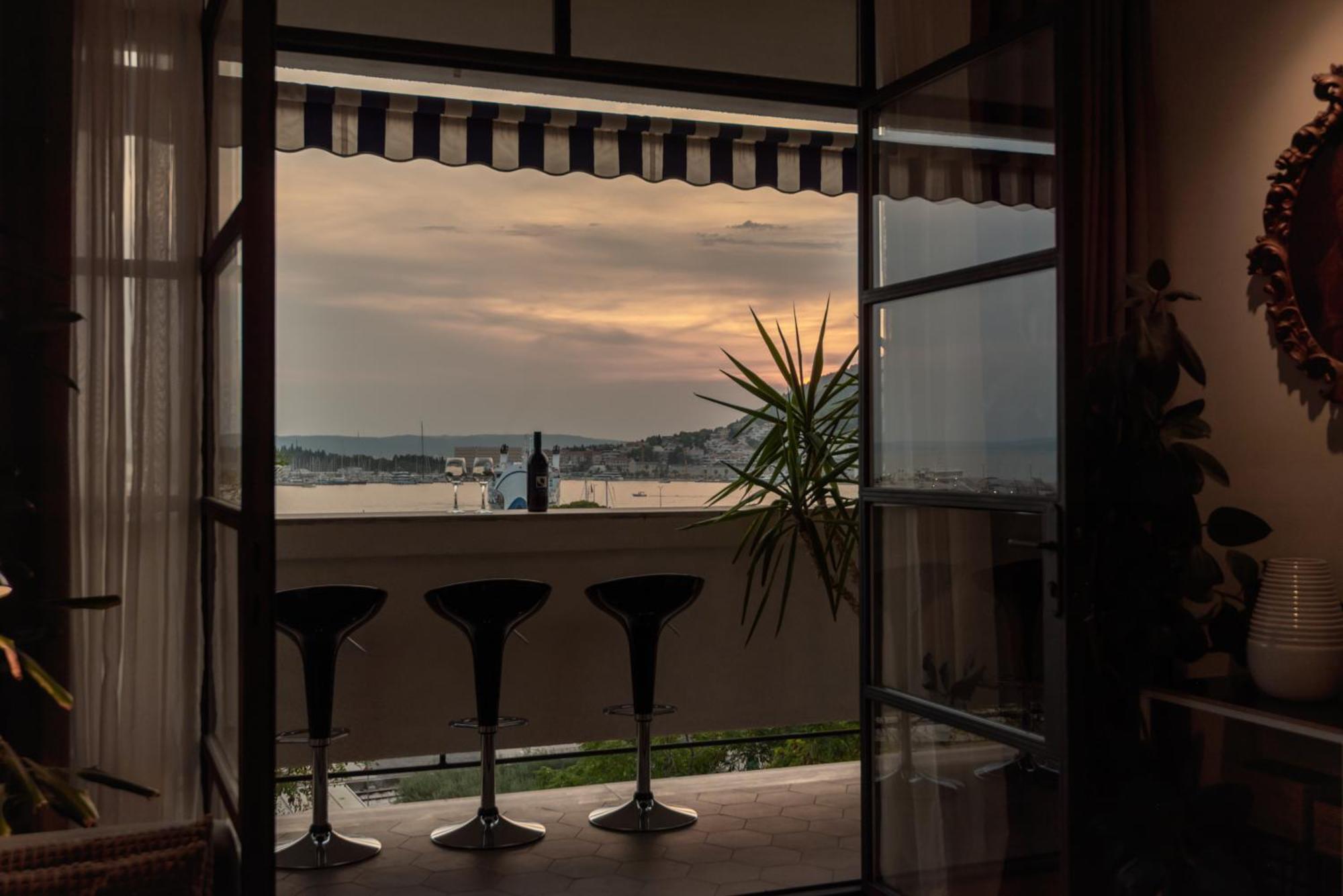 Appartement Bregos Superior - Unique Design 3-br - Unbelievable Panoramic View Of - Walking Distance From Unesco Palace And Bacvice - Free Parking - Buralux *